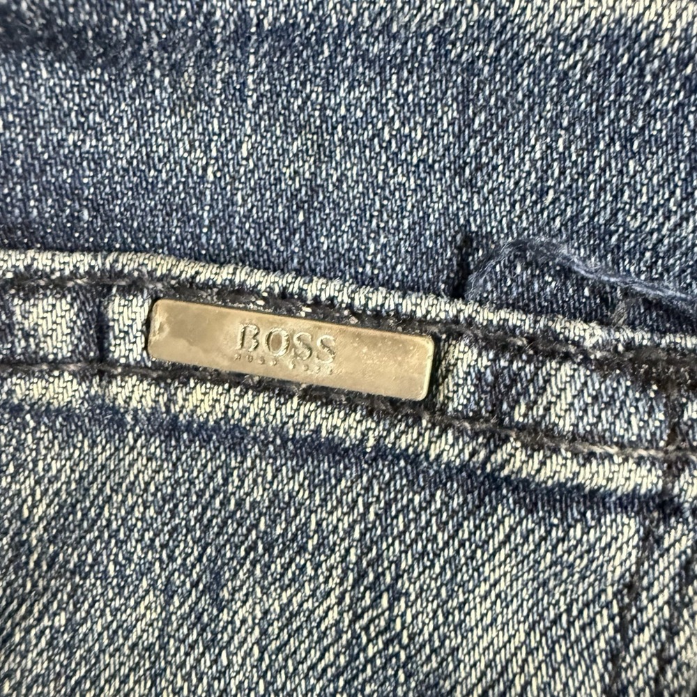 HUGO BOSS Black label Maine1 Jeans Mens 32x30 Whiskers Faded Relaxed Stretch - Picture 3 of 15
